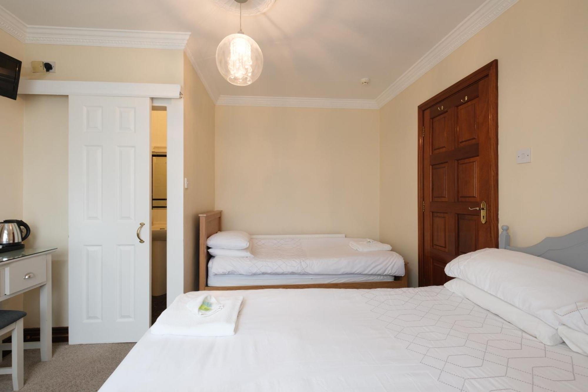 Four Seasons B&B ゴールウェイ 部屋 写真